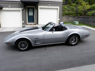 Corvette Stingray  Price on 1974 Convertible Cheverolet Corvette Stingray